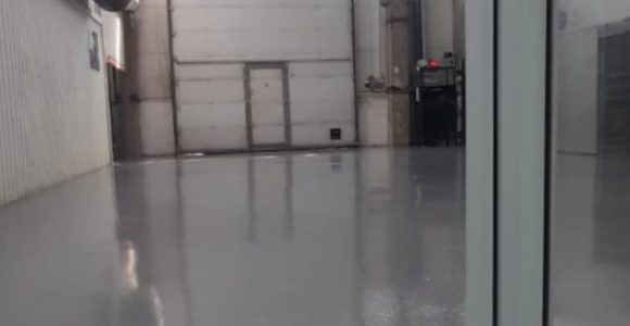 стяжка пола в гараже